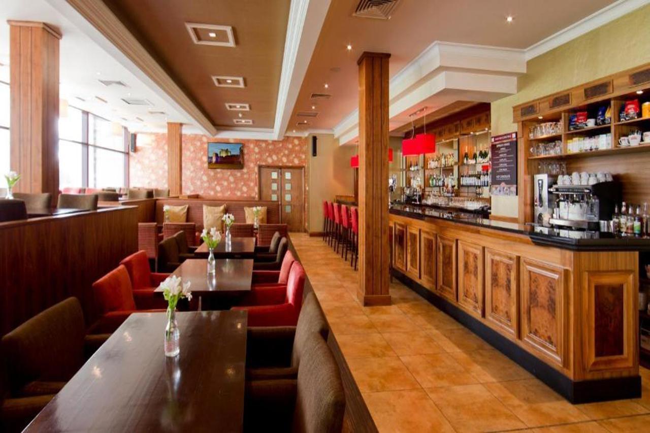 Trim Castle Hotel Luaran gambar
