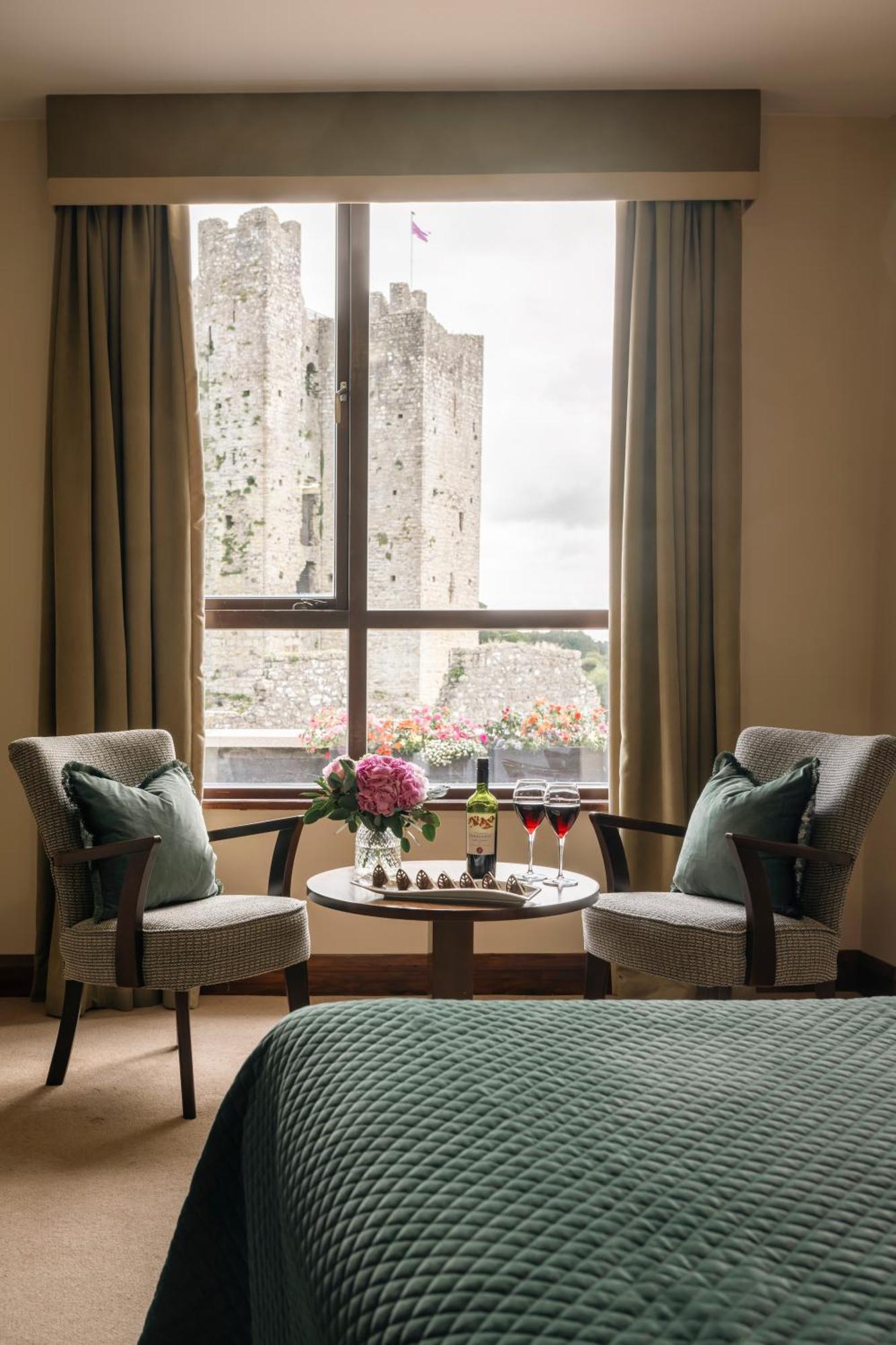 Trim Castle Hotel Luaran gambar