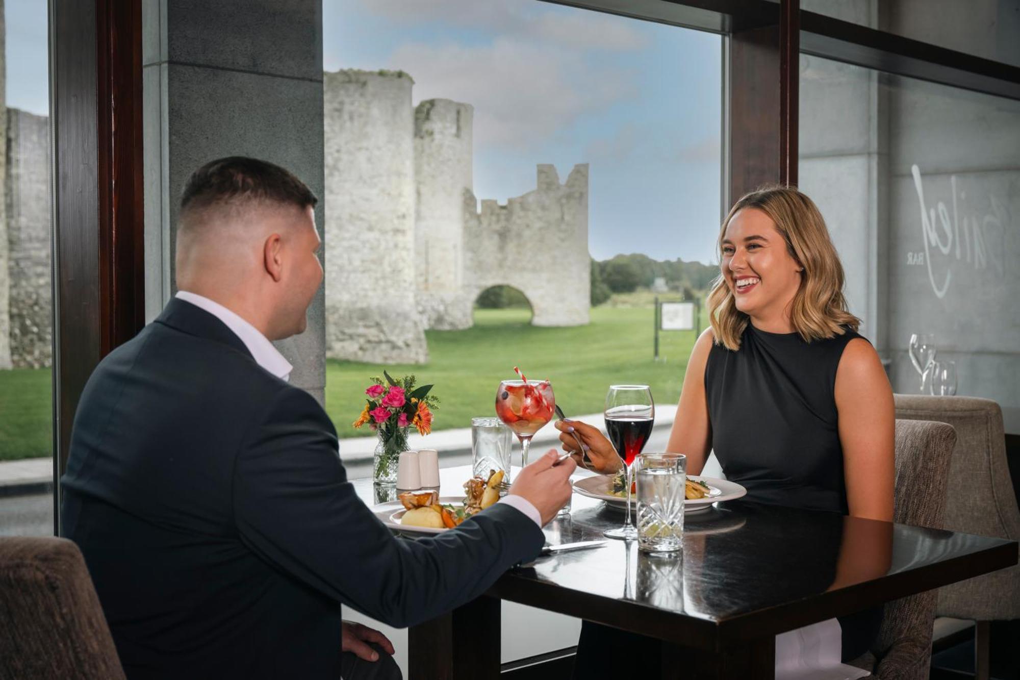 Trim Castle Hotel Luaran gambar